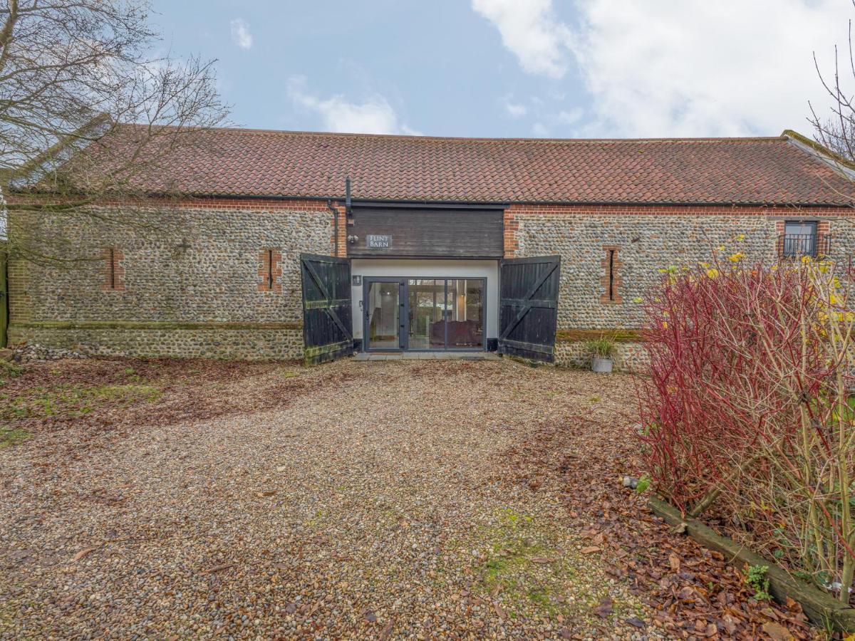 Villa Flint Barn à North Walsham Extérieur photo
